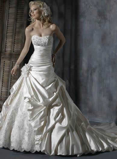 Alquiler de Vestidos de Novia Quito Ecuador Bridal's Secret - Novias.ec  Bodas en Ecuador